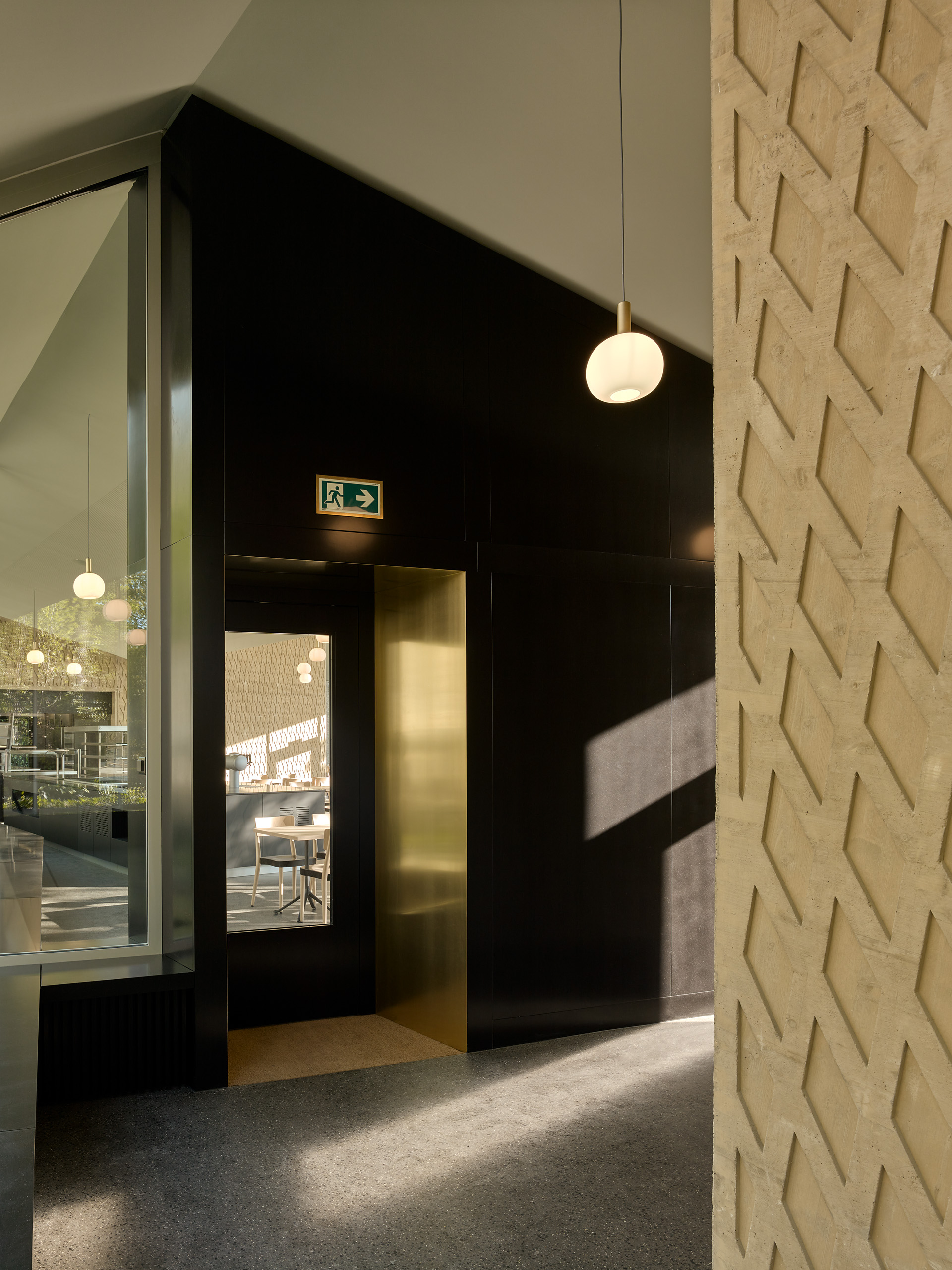 Pavillon et aménagement de la domaine du Château du Chillon